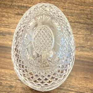 Vintage Avon Fostoria Mother's Day 1977 Egg
